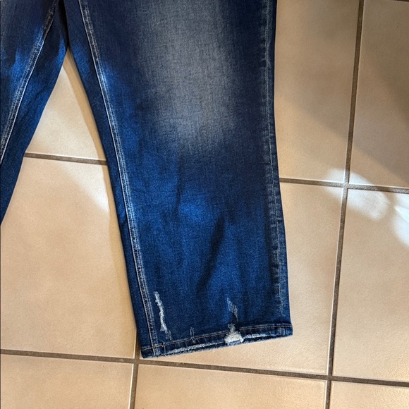 KanCan Dark Wash Ankle Jeans - Picture 5 of 9